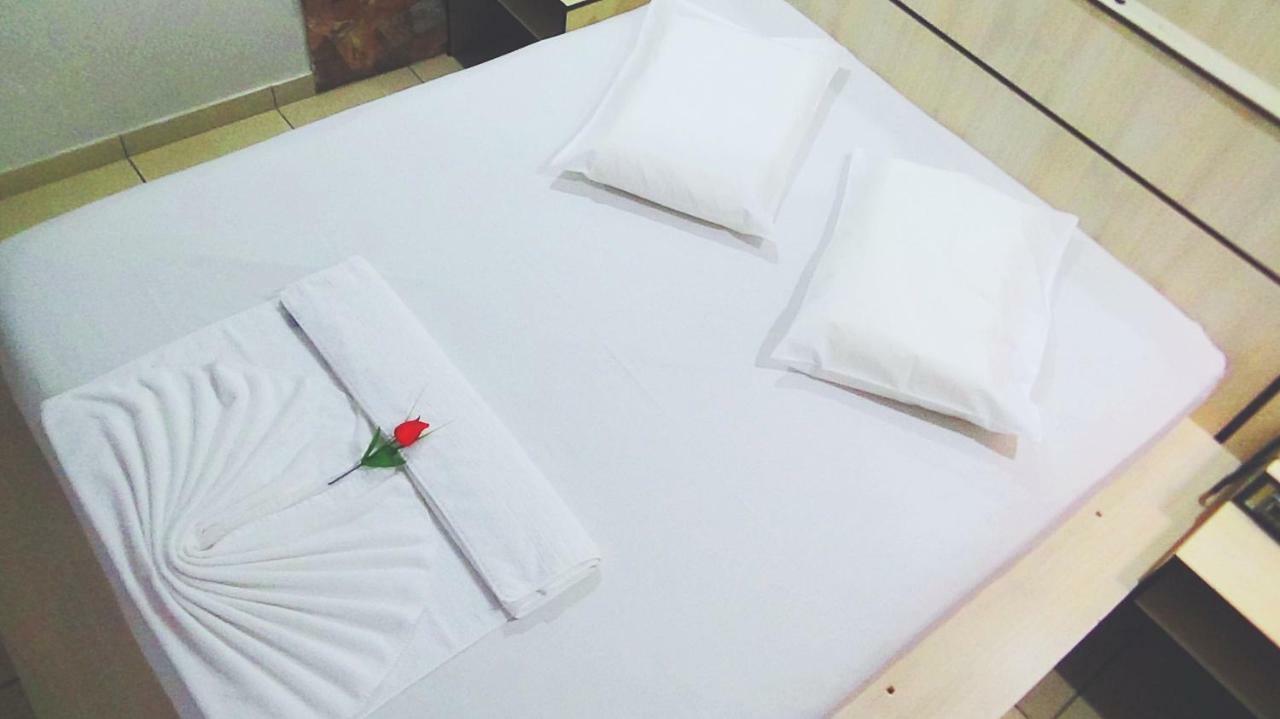 Love hotel Serijum Curitiba